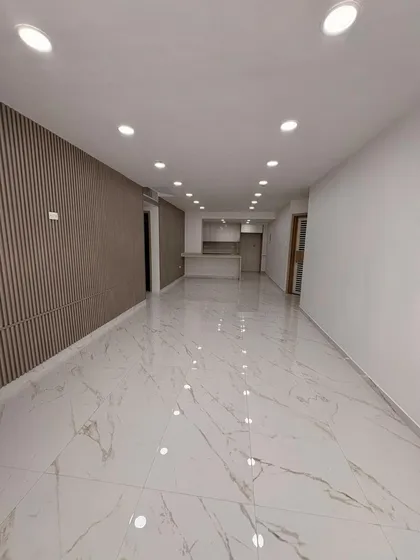Apartamento En Urb El Bosque Valencia Con Planta Pozo Y Ubicado En Calle Cerrada Impecable Bello Y Muy Moderno Jose Felix