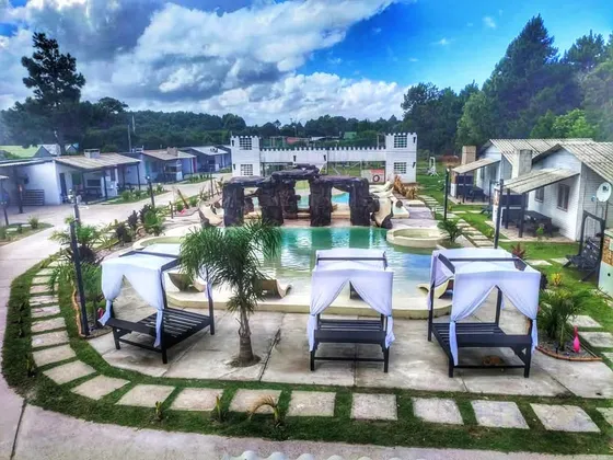 Cabañas Con Piscina Climatizada En Barra Del Chuy