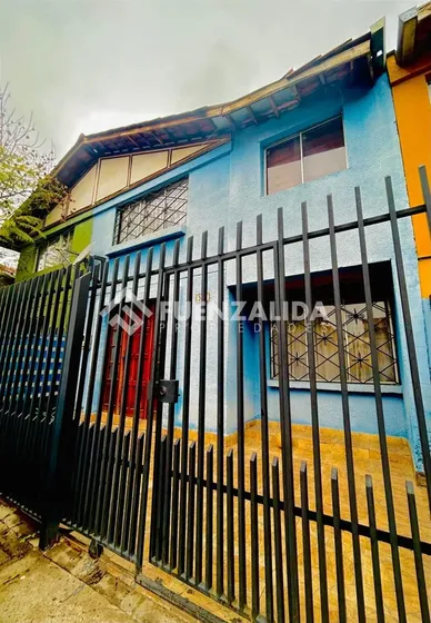 Casa En Venta De 3 Dorm. En Peñaflor