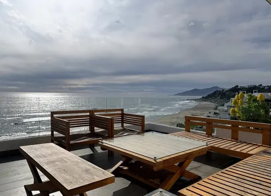 Estupendo Departamamento Con Vista Al Mar En Primera Línea