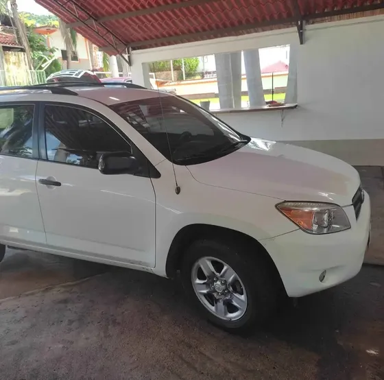 Toyota Rav4 2.4 Base 3a. Fila De Asientos Mt