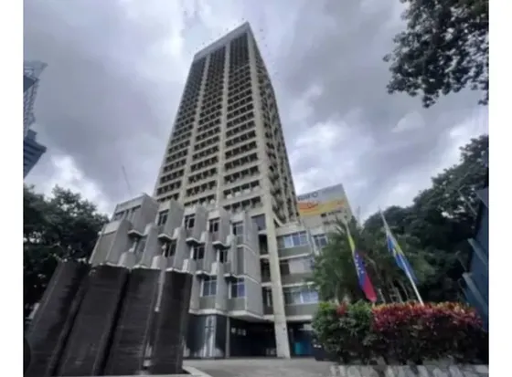 Alquiler Oficina Plaza Venezuela 25 Puestos. 70m2