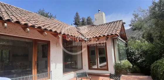 Casa En Venta En Lo Barnechea