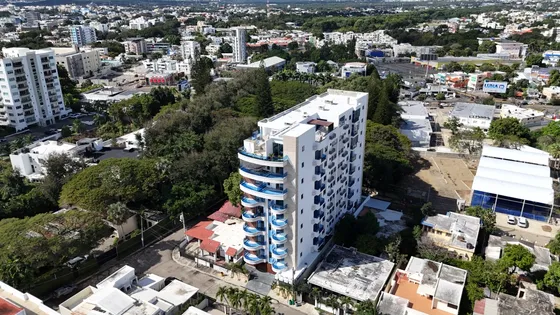 Se Renta Apartamento En Torre, Cerros De Gurabo Ii