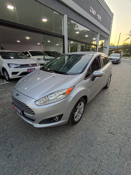 Ford Fiesta 1.6 16v Se Flex Powershift 5p