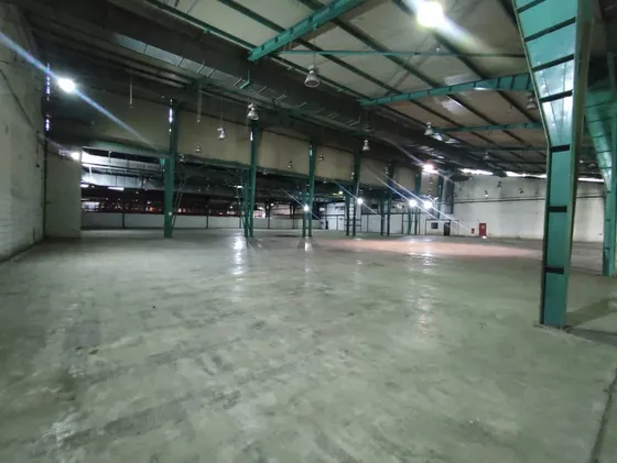 Para Clientes - Alquiler De Galpón En La Zona Industrial Municipal Sur (al)