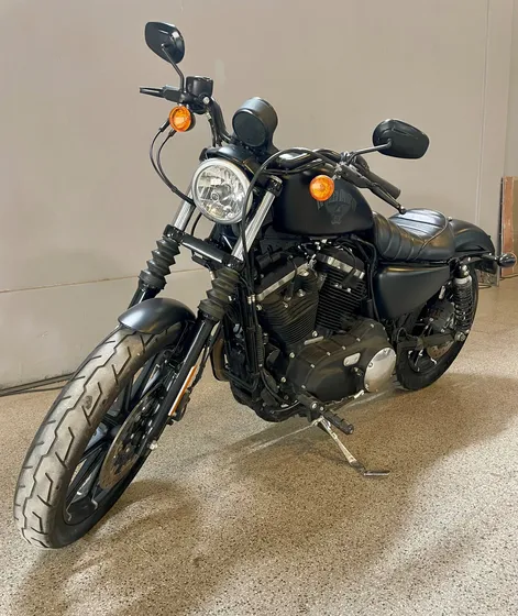 Harley Davidson Iron 883