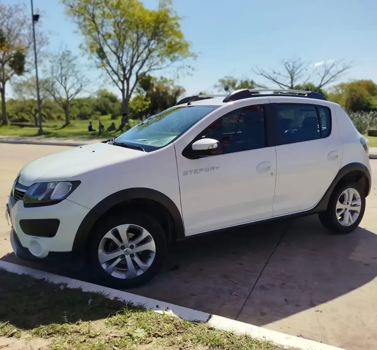 Renault Sandero Stepway 1.6 Privilege 105 cv