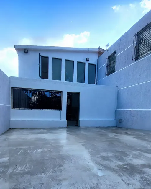 Alquiler Casacomercial A Pie De Calle Urbanización Prebo