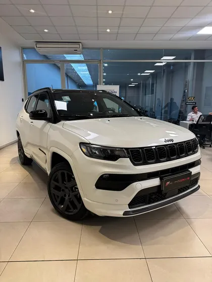 Jeep Compass 1.3 T270 Serie-s 4x2 At6