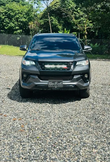 Toyota Fortuner 2.7l