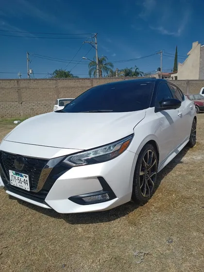 Nissan Sentra 2.0 Sr Bi-tono Cvt