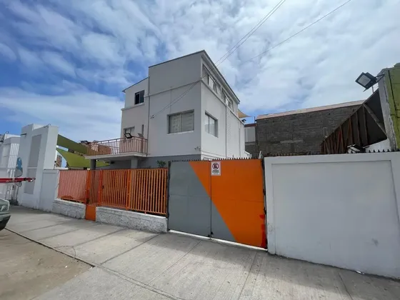 Oficina Comercial  Sector Avda Brasil