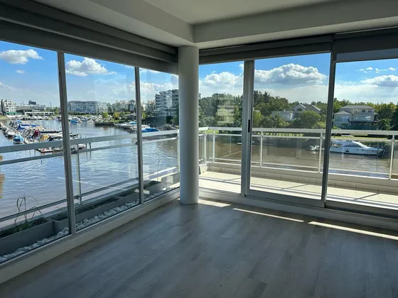 Departamento De 3 Ambientes En Alquiler | Riberas | Islas Del Canal | Nordelta, Tigre
