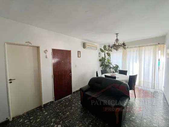 Departamento En Venta En Caseros