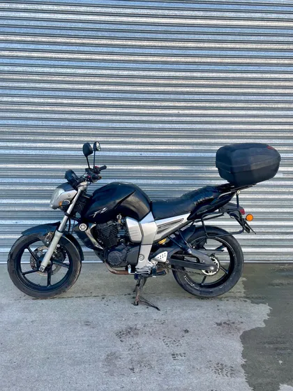 Yamaha Fz16