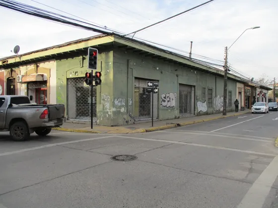 Amplio Local Comercial U Oficinas