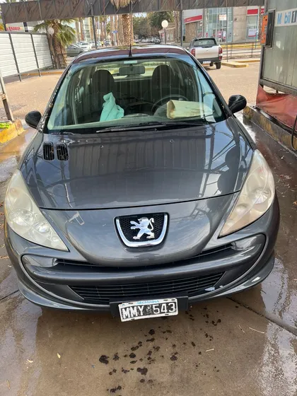 Peugeot 207 1.4 Active 75cv