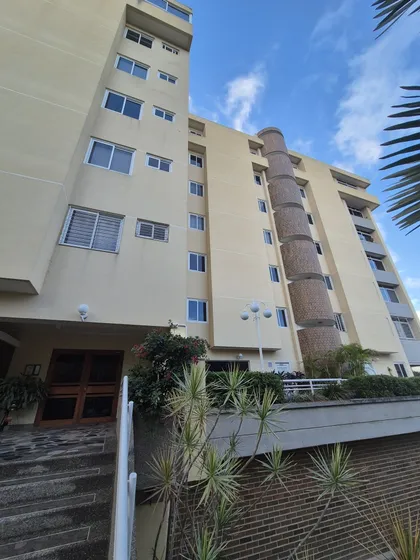 Apartamento En Venta Lomas Del Sol Remodelado