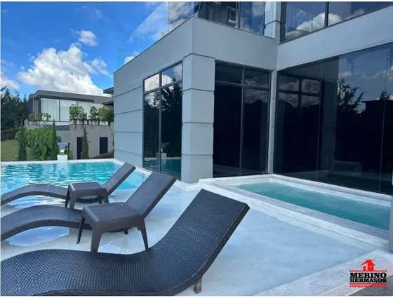 Casa En Venta En Rionegro - San Antonio De Pereira
