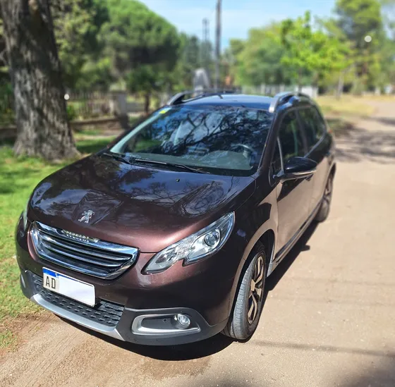 Peugeot 2008 1.6 Feline