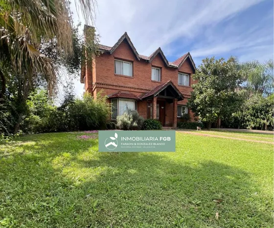 Casa En Venta En Maschwitz Privado, Escobar Apto Credito 240m2 Cubiertos | Quincho | Pileta | Hermoso Jardín