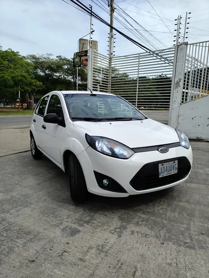 Ford Fiesta Automatico
