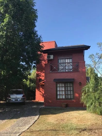 Casa En Alquiler Country Banco Provincia