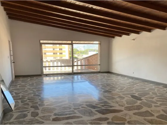 Arriendo De Apartamento En Conquistadores 