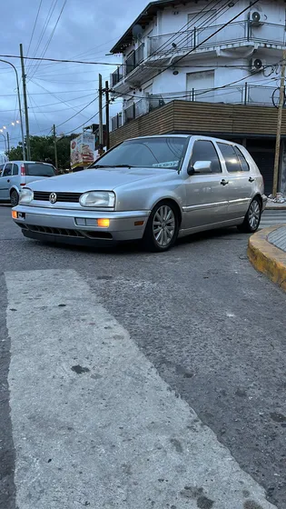 Volkswagen Golf 1.9 Gtd