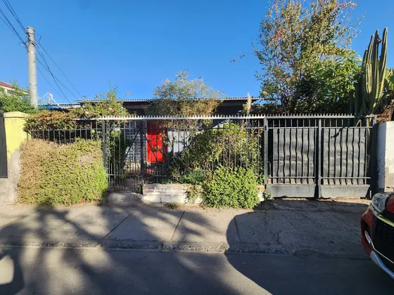 Casa En La Comuna De San Ramón, Exelente Ubiación