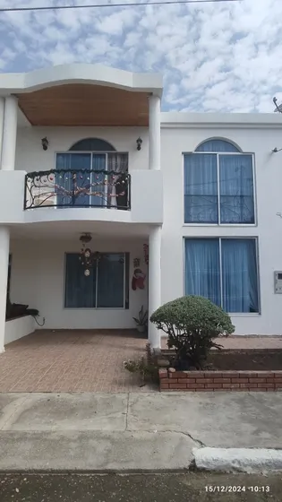 Hermosa Casa En Conjunto Cerrado Flandes Tolima 