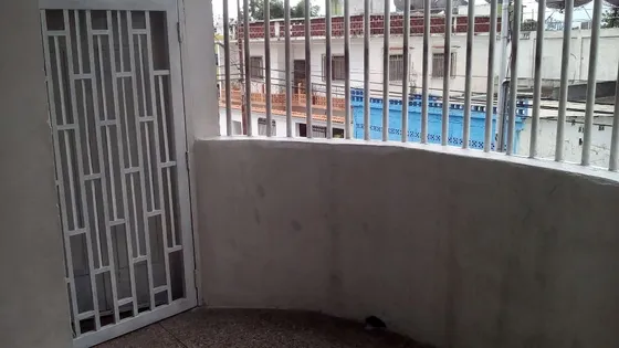Dennymar, Vende Apartamento En Chivacoa, Distribuido En 2 Habitaciones 1 Ba;o, Con Facil Acceso A Comercios, Tanque Subterráneo, Terraza, Parrillera, Precio De Oportunidad. B5ab87a