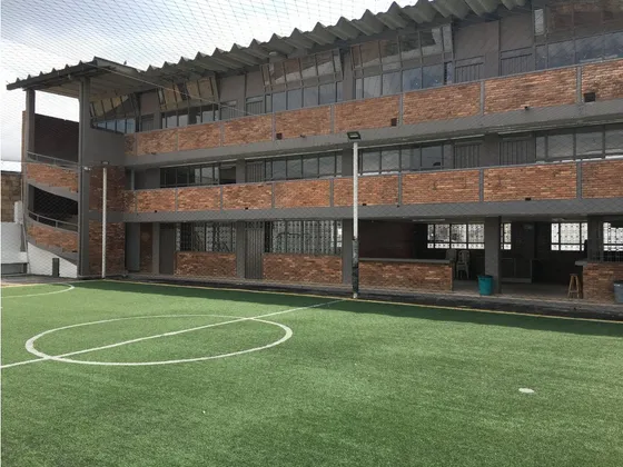 Edificio Educativo, Barrio San Benito, Bogota