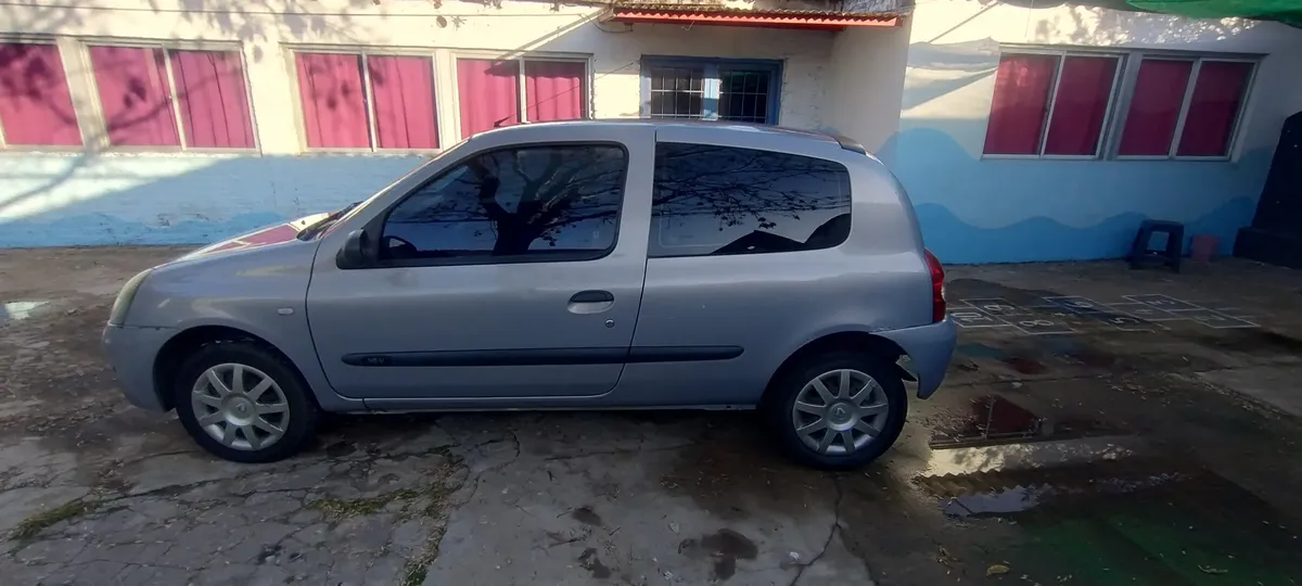 Renault Clio 1.2 Pack Plus 3-Door553686875359170562
