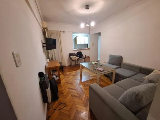 Venta Departamento 2 Ambientes Con Baulera En Villa Urquiza.