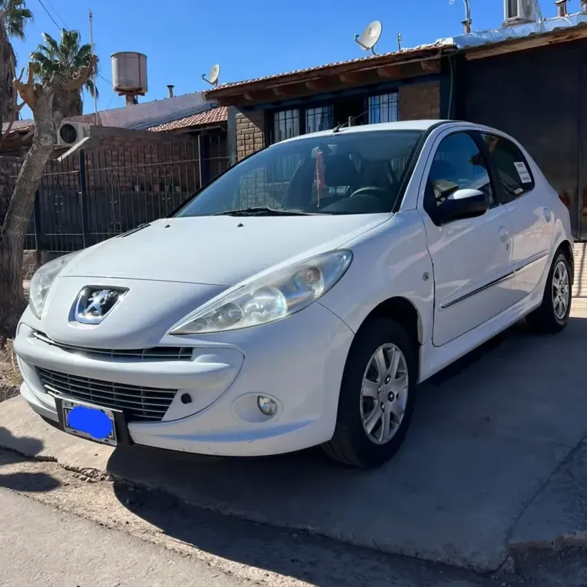 Peugeot 207 1.4 Allure 75cv