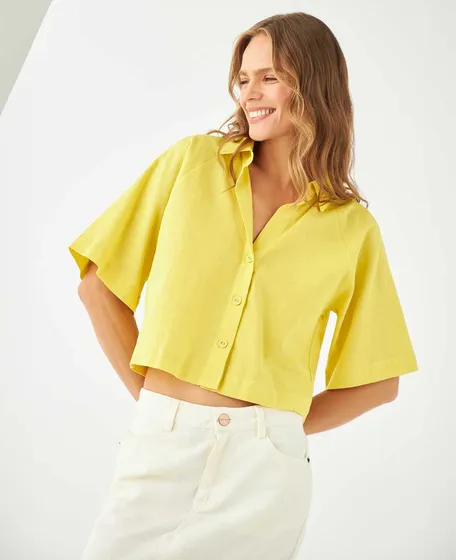 Blusas con adornos de encaje hotsell