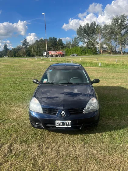 Renault Clio 1.2 Authentique Pack Ii 75cv
