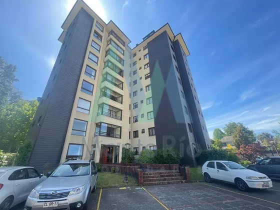 Departamento En Venta De 2 Dorm. En Valdivia