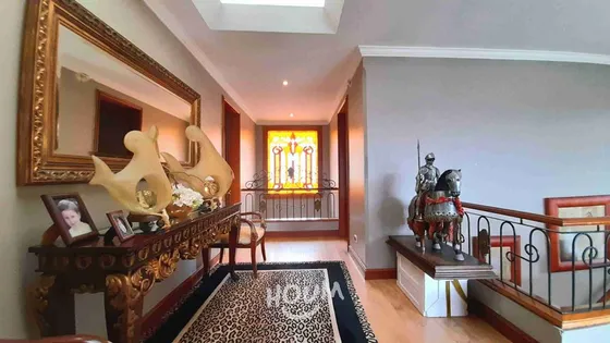 Casa En Hunza. 4 Habitaciones, 321 M², Id: 132630