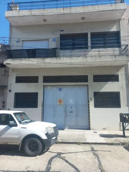 Galpon En Alquiler En Piñeyro