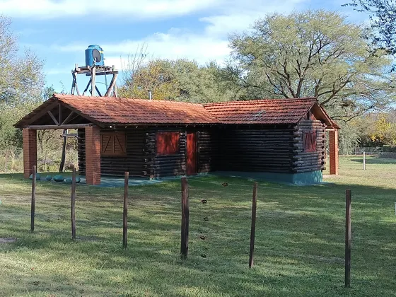 Complejo De 2 Cabañas De Tronco En Nono