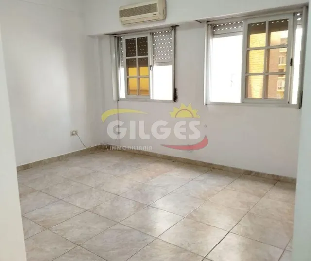 Alquiler De Oficina En Ramos Mejia  Céntrica  Apto Profesional