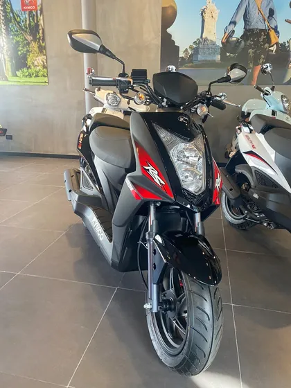 Kymco Agility Rs Naked 125 Scooter No Honda Yamaha Pcx Elite
