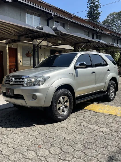 Toyota Fortuner 2.7 4x2 Automatica
