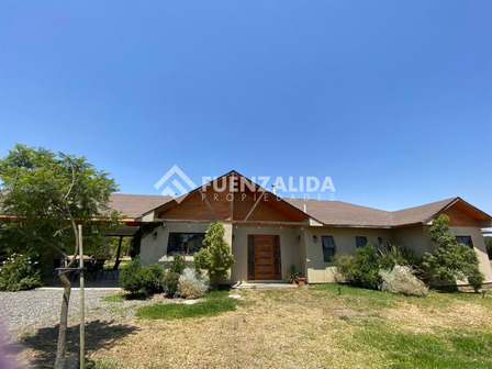 Casa En Venta De 4d 3b En Condominio En Talagante Casa En Venta De 4d 3b En Condominio En Talagante