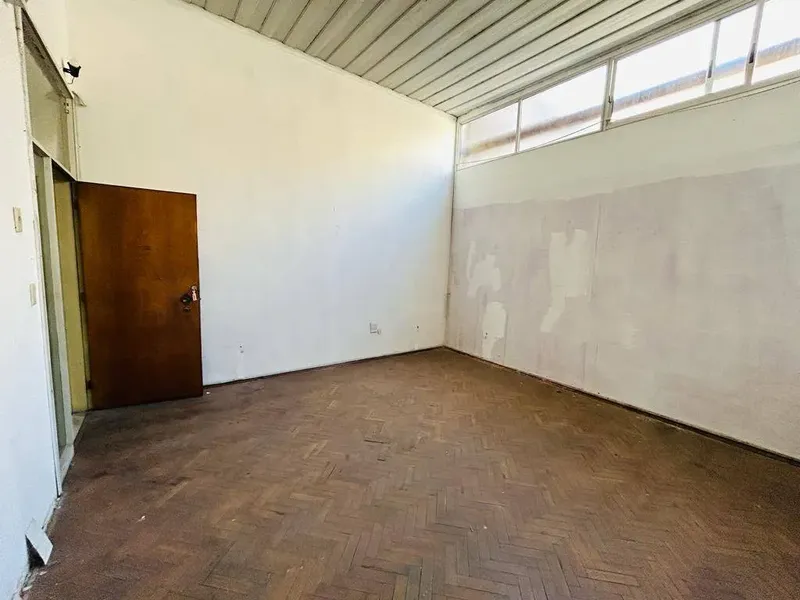 Alquiler Oficina En Calle Rincón - Ciudad Vieja