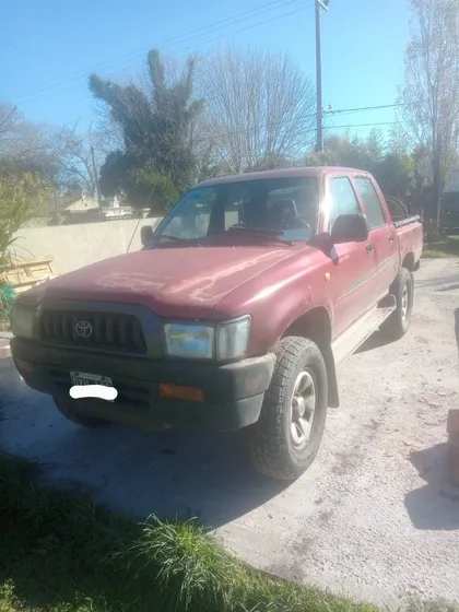 Toyota Hilux Pick-up 3.0 I Srv Cab Doble 4x2 (2009)