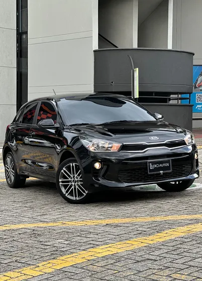 Kia Rio 1.4 Vibrant Hb At